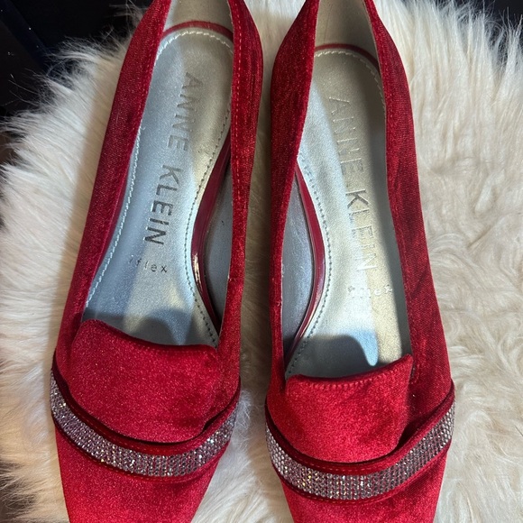 Anne Klein Red Suede Flats with Crystal Embellishment - Picture 3 of 5